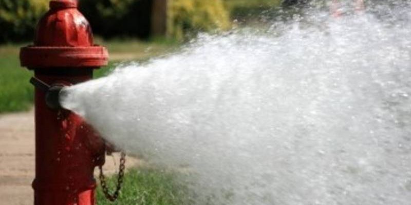 hydrant flushing webjpg 1506362017 8456 1524771408 6323 1528123967 5519