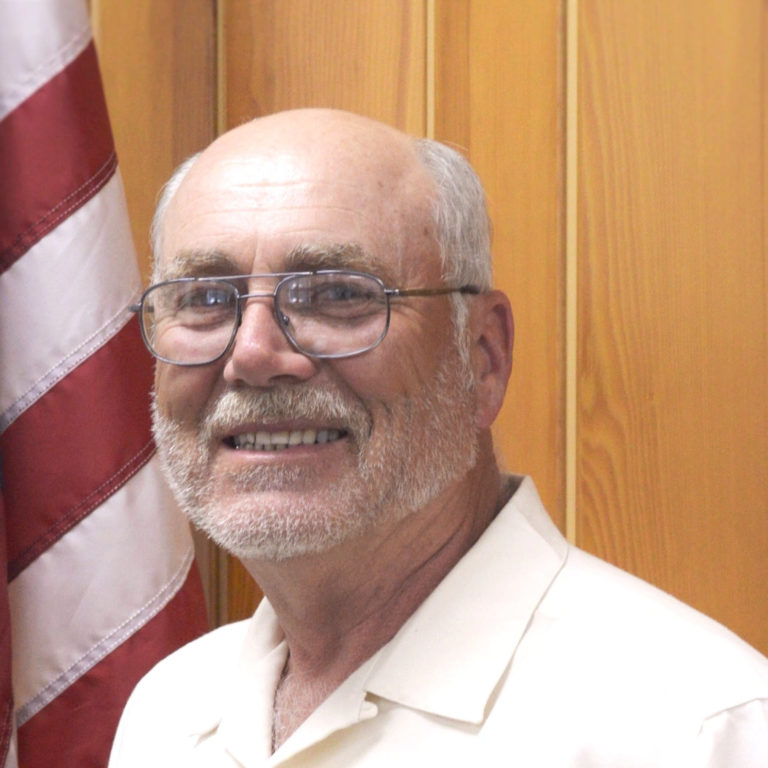 _DSC1698_cropped board member