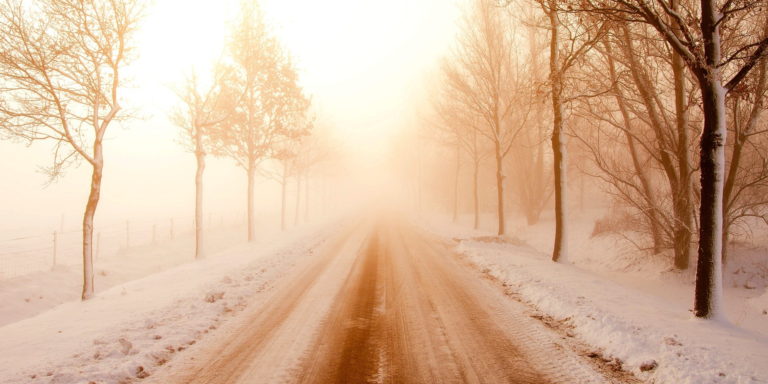 Winter,-road,-sun-and-fog
